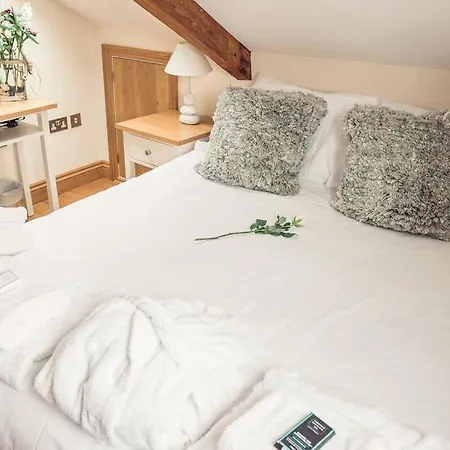 Duke House - Floor - 1 Bedroom With Hot Tub Apartment Padstow