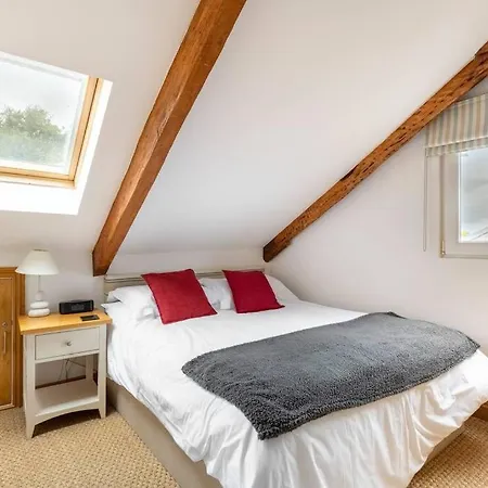 Duke House - Floor - 1 Bedroom With Hot Tub *